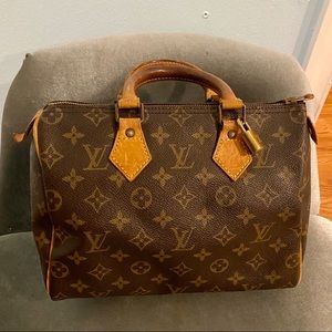Authentic Louis Vuitton Speedy 25